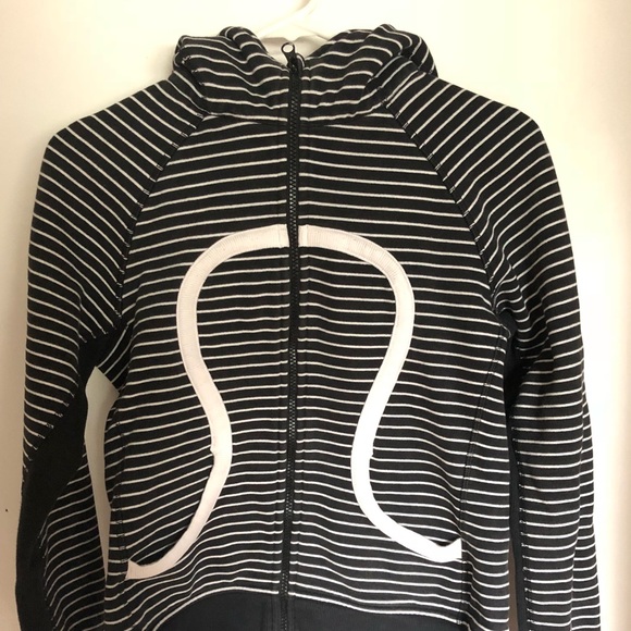 lululemon athletica Tops - Lululemon scuba hoodie